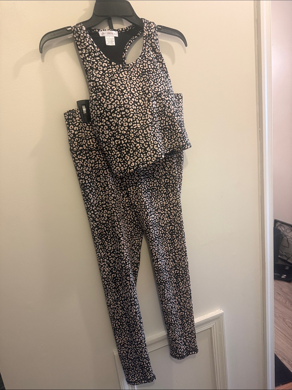 Women's Leopard Print Active Tank & Legging Set - Black/Tan